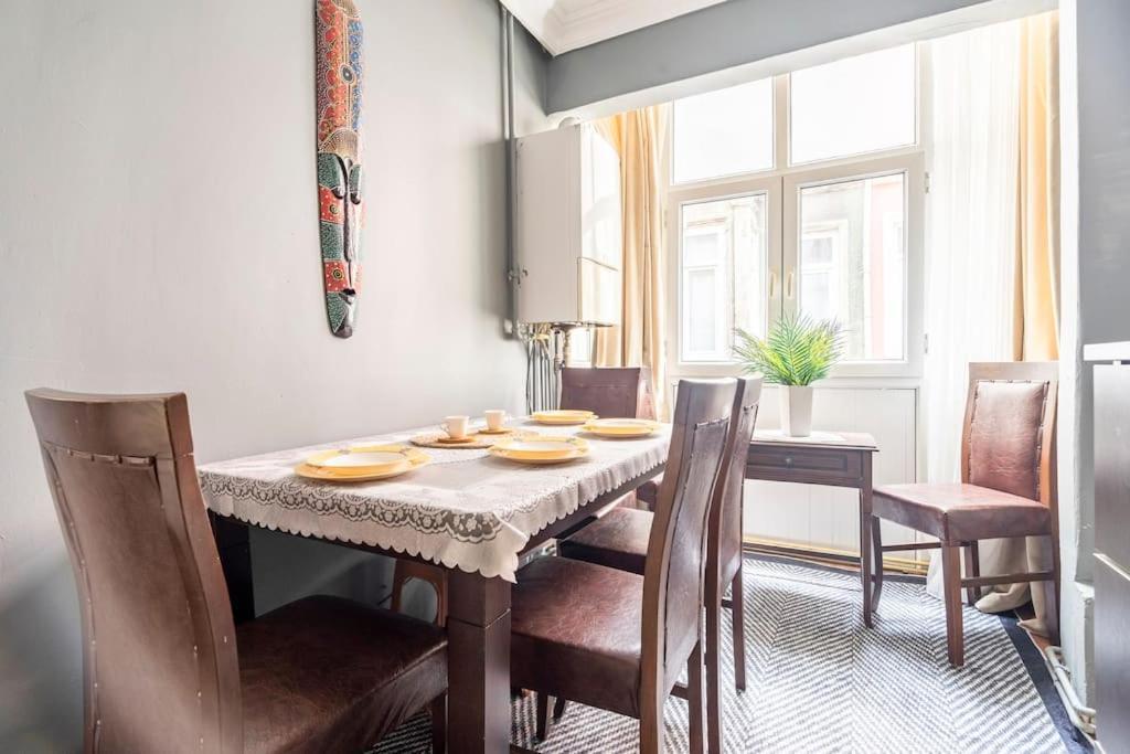 Pera Appartement *